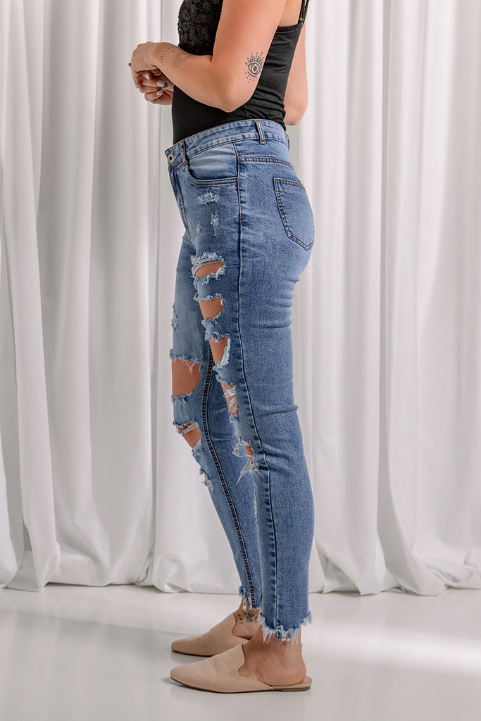 Distressed Raw Hem Skinny Jeans - Belle Donne Clothing & Accessories