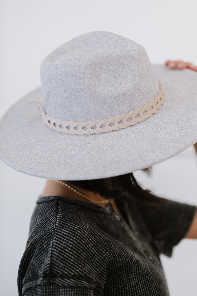 Fame Trendsetter Braided Strap Felt Fedora - Belle Donne Clothing & Accessories